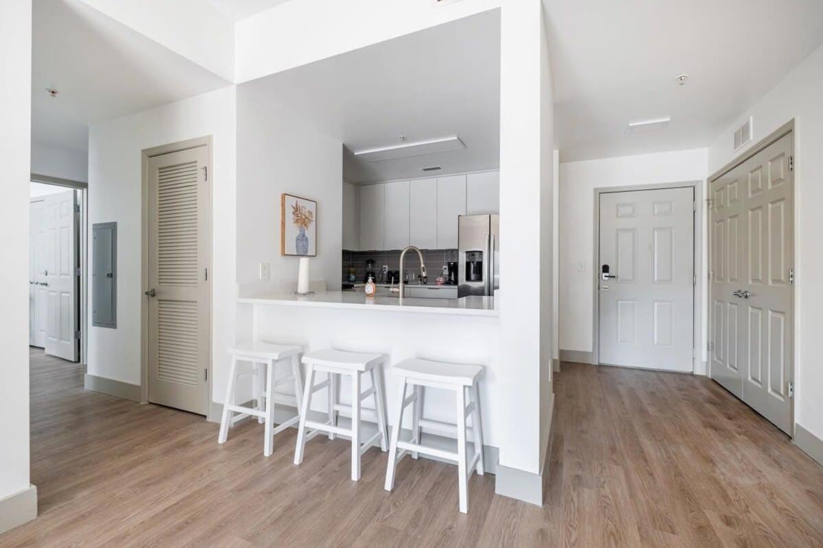4B 3Ba Premium Family Apartment With Gym シャーロット エクステリア 写真