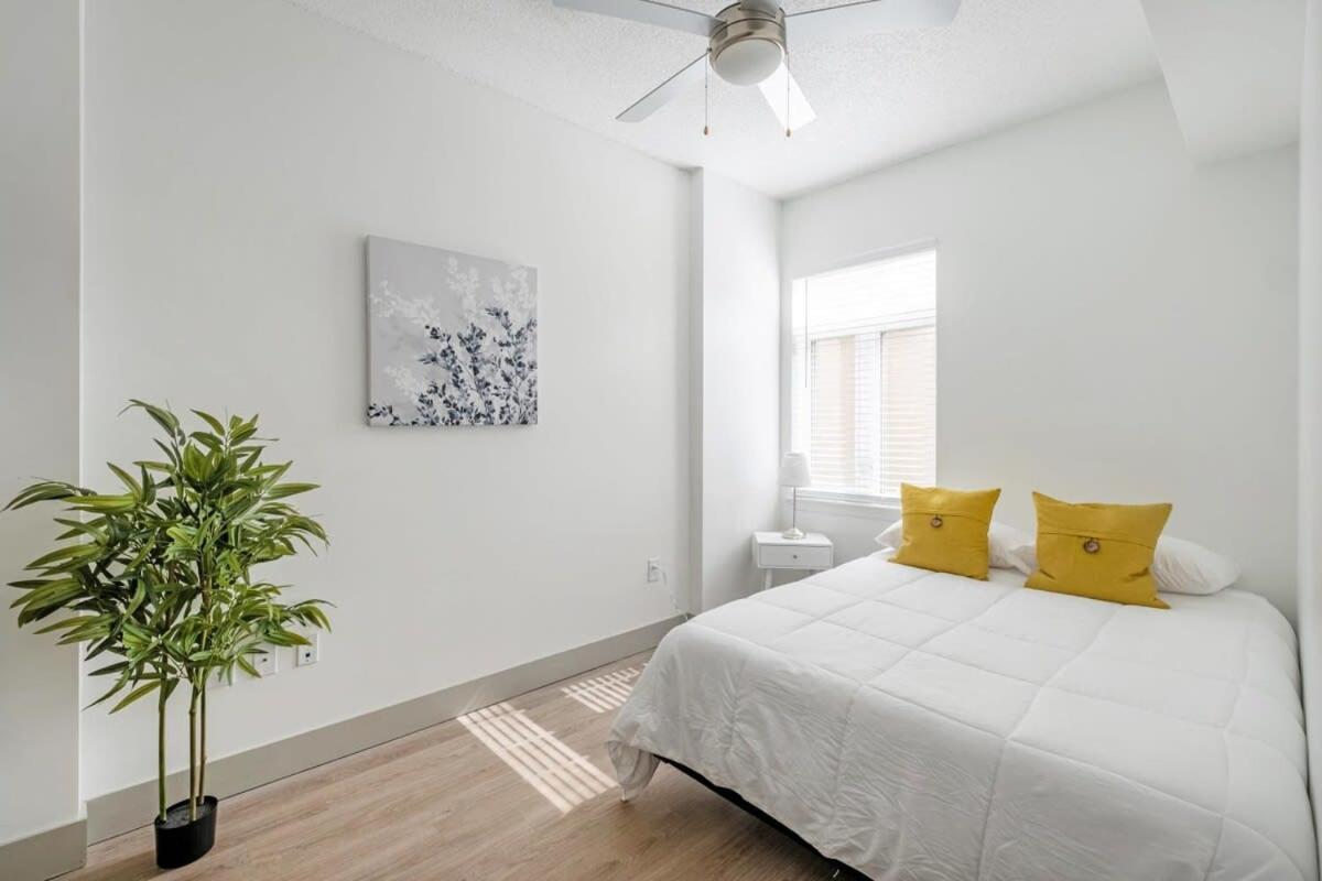 4B 3Ba Premium Family Apartment With Gym シャーロット エクステリア 写真