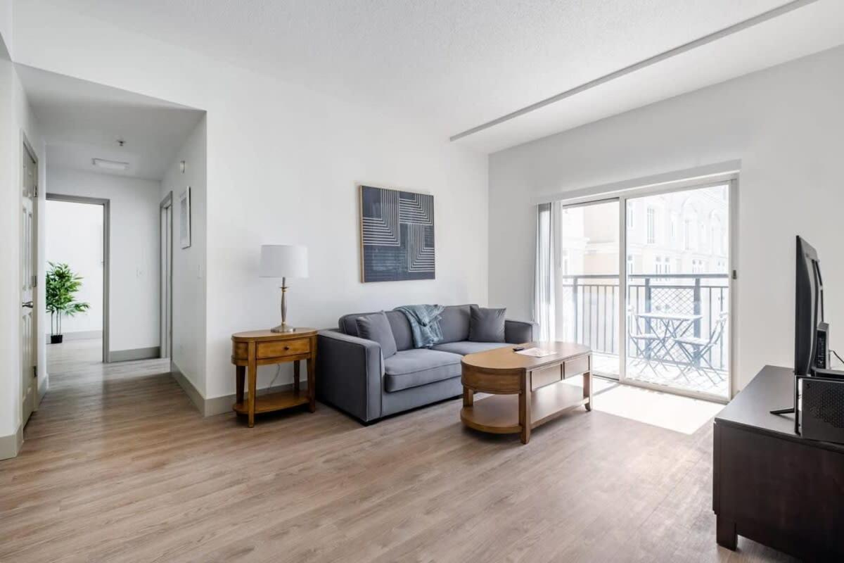 4B 3Ba Premium Family Apartment With Gym シャーロット エクステリア 写真